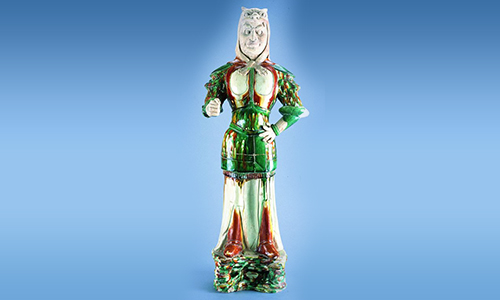三彩武士俑