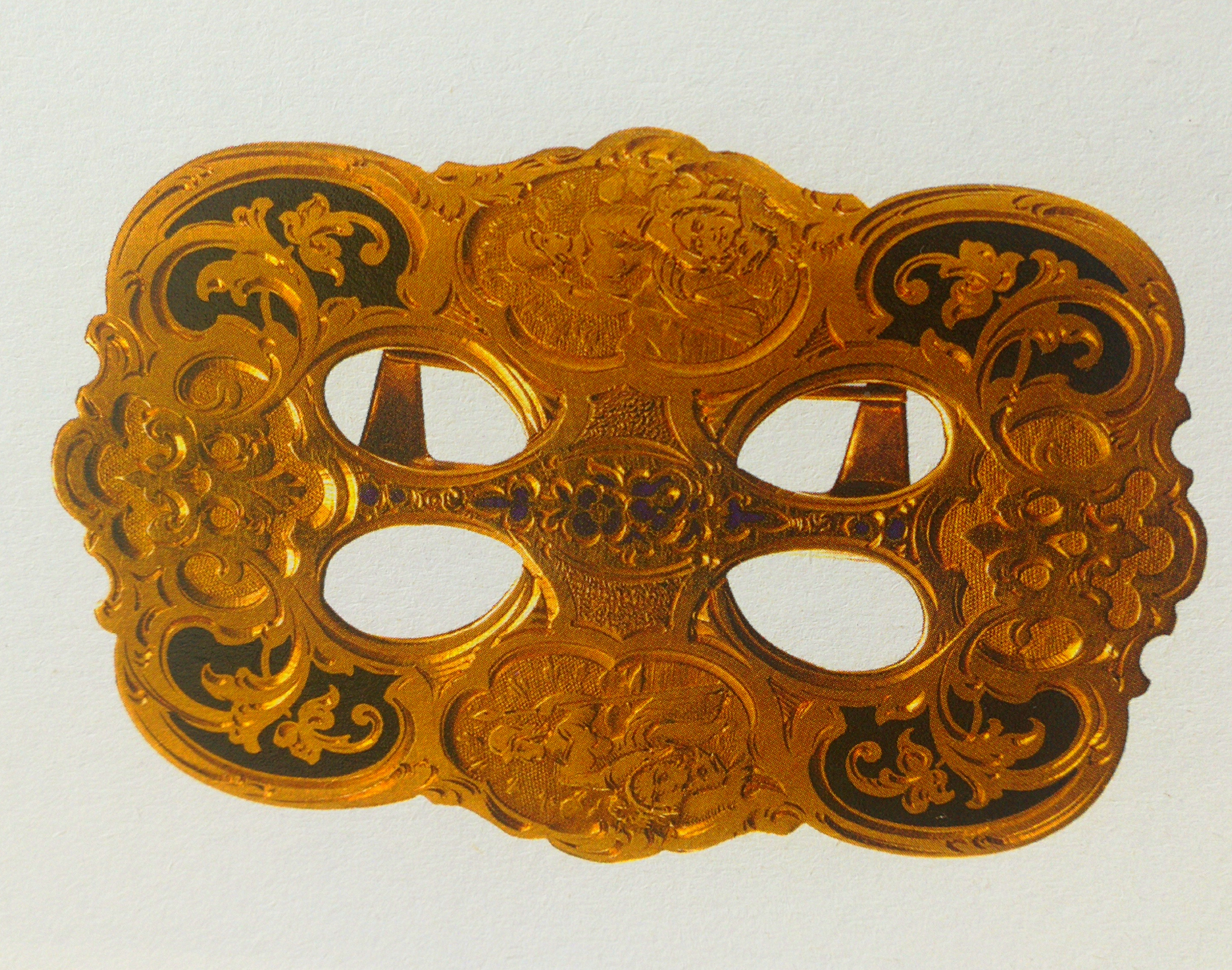 Champlevé 珐琅工艺腰带扣