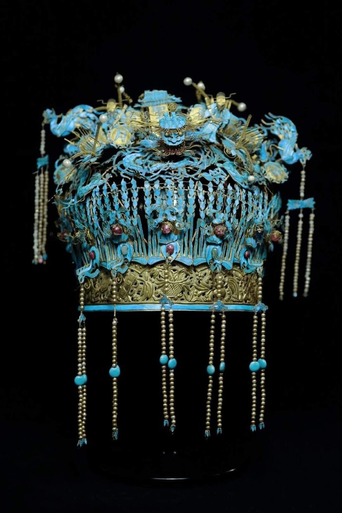  中国古代女神的顶级头饰—凤冠