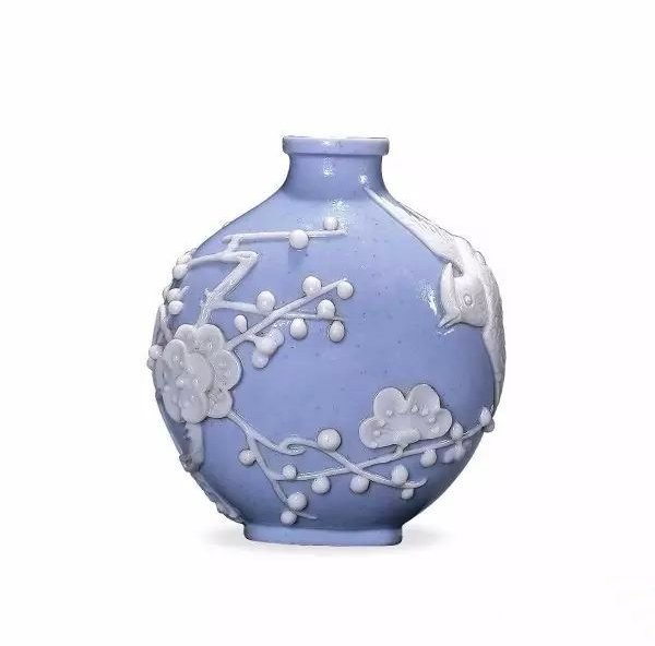 清时期的各种料色鼻烟壶