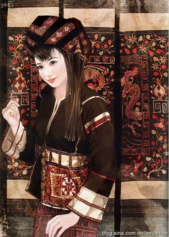 画家笔下的中华黎族美女