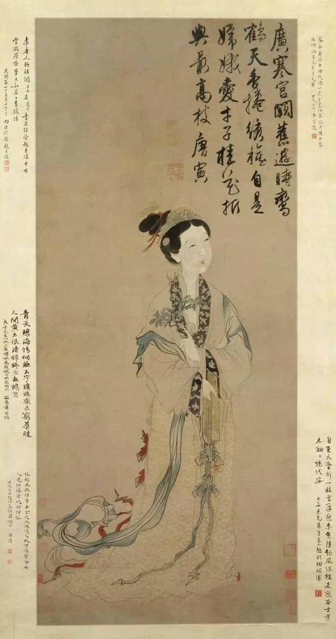 唐寅《嫦娥执桂图》