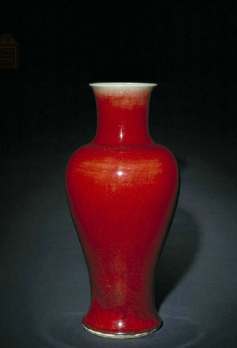 故宫馆藏清康熙瓷器之—《郎窑红釉观音尊》