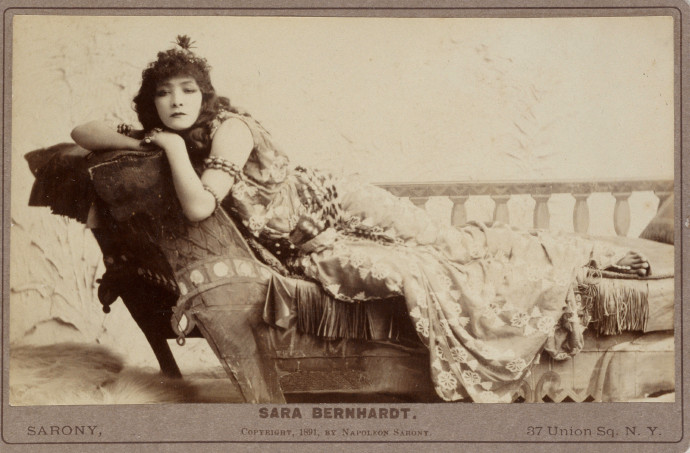 “神圣妖魔”的莎拉·伯恩哈特 (Sarah Bernhardt