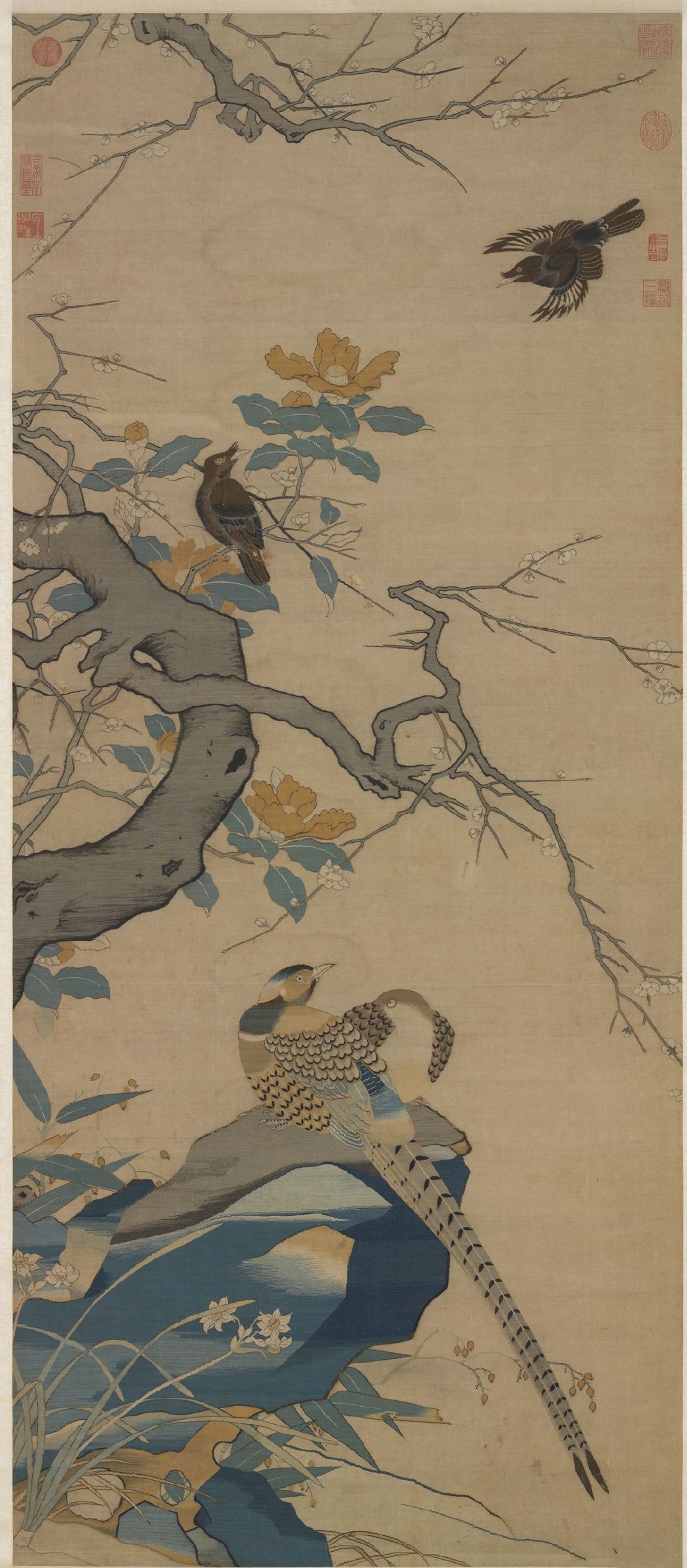 宋缂丝岁朝花鸟轴