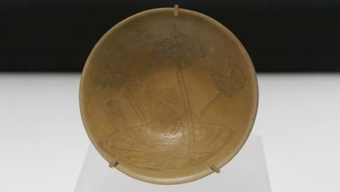 上海博物馆藏  唐代长沙窑高士抚琴图碗