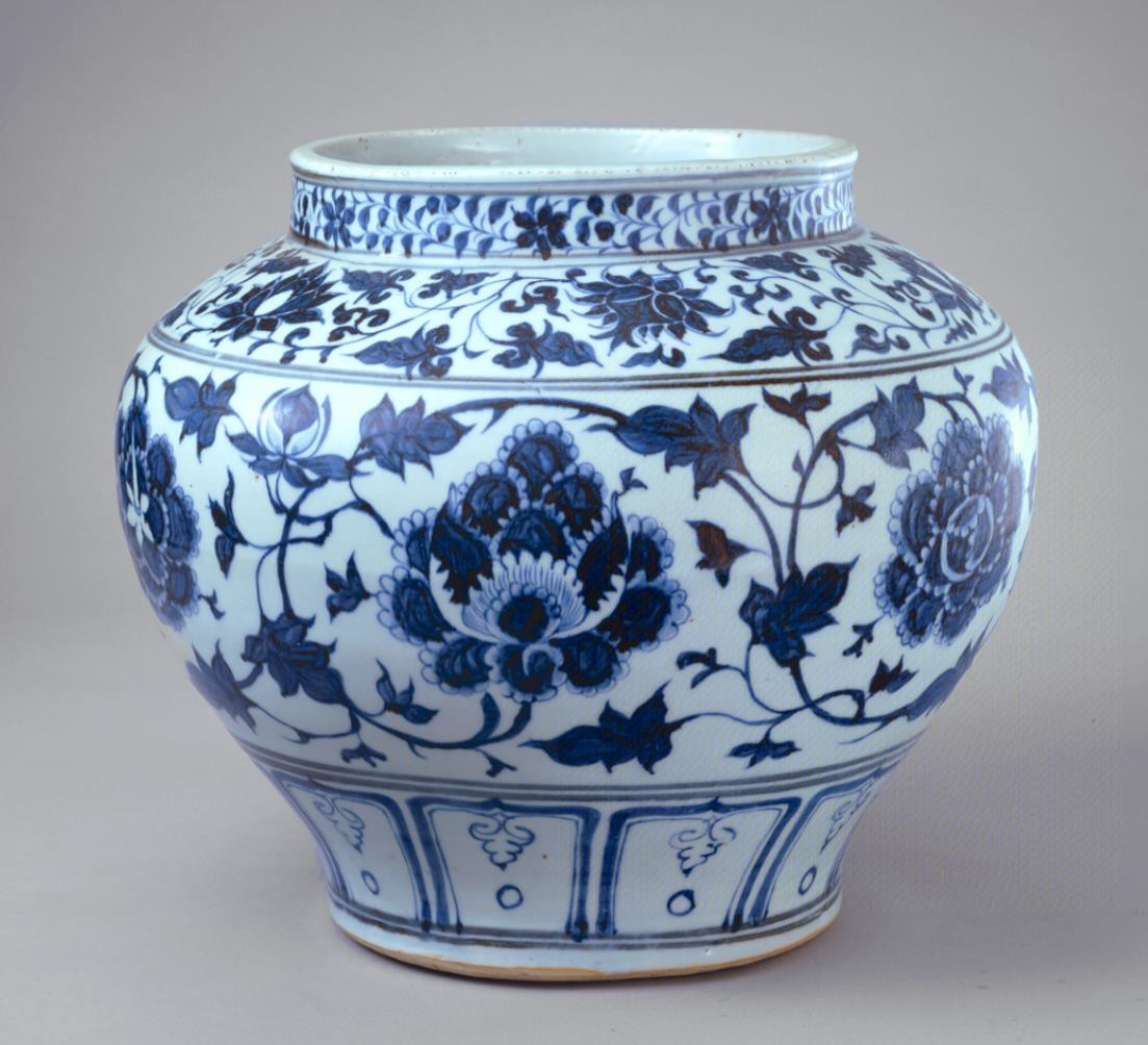 青花瓷经典纹饰介绍：缠枝纹