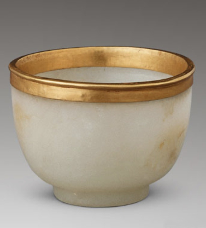 金扣玉杯