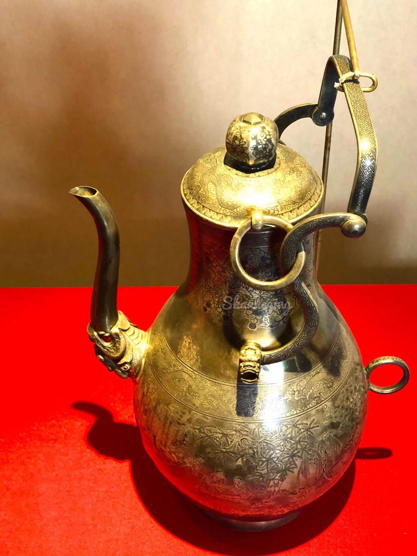 珍宝馆*清宫旧藏*银刻花山水人物提梁壶
