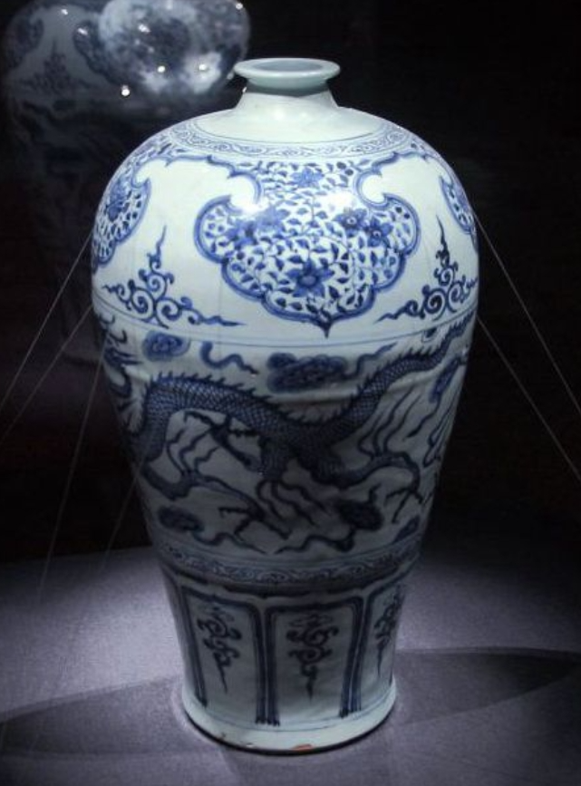 元青花系列之十一 -- 元代青花云龙纹梅瓶